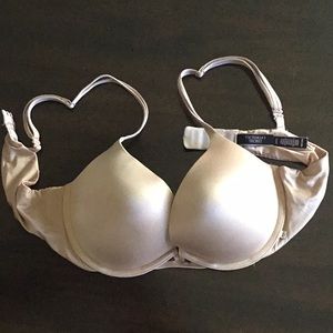 Victoria,s Secret 36B Very Sexy